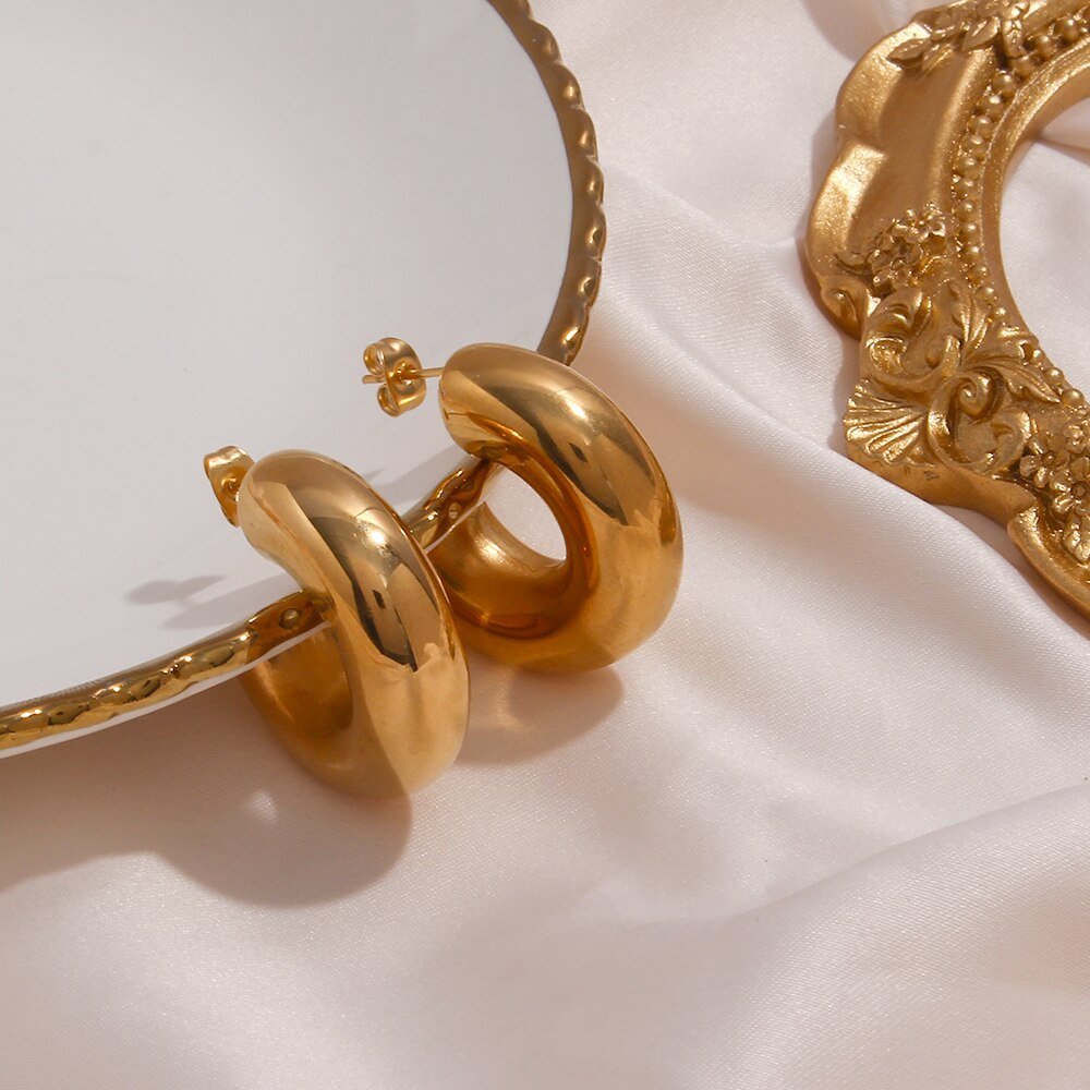 Closeup of the Super Thick Hoop Earrings.