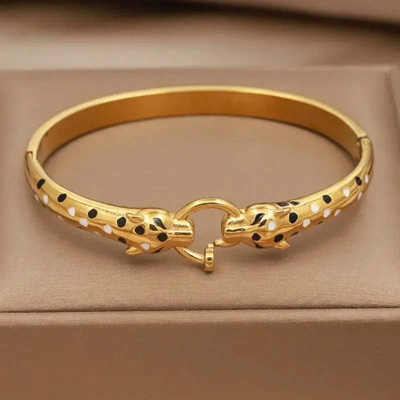 Front view of the Spotted Leopard Gold Bangle.