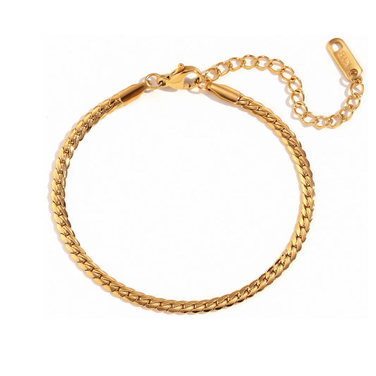 Tiny Gold Link Bracelet.