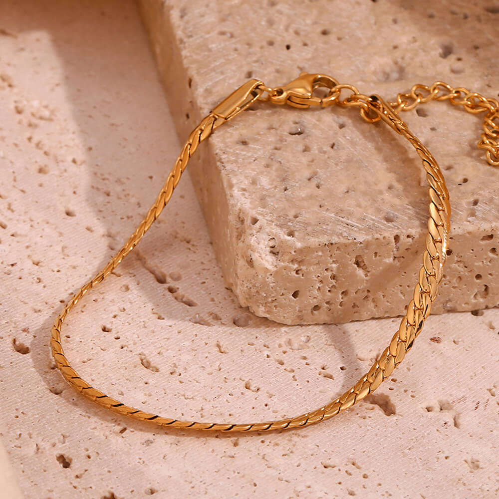 Full view of the Tiny Gold Link Bracelet.