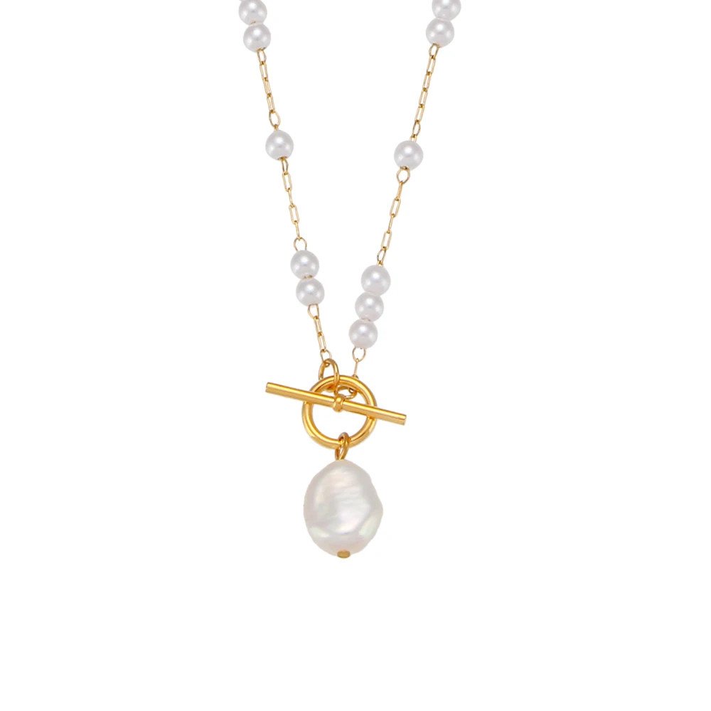 Pearl Drop Gold Necklace.
