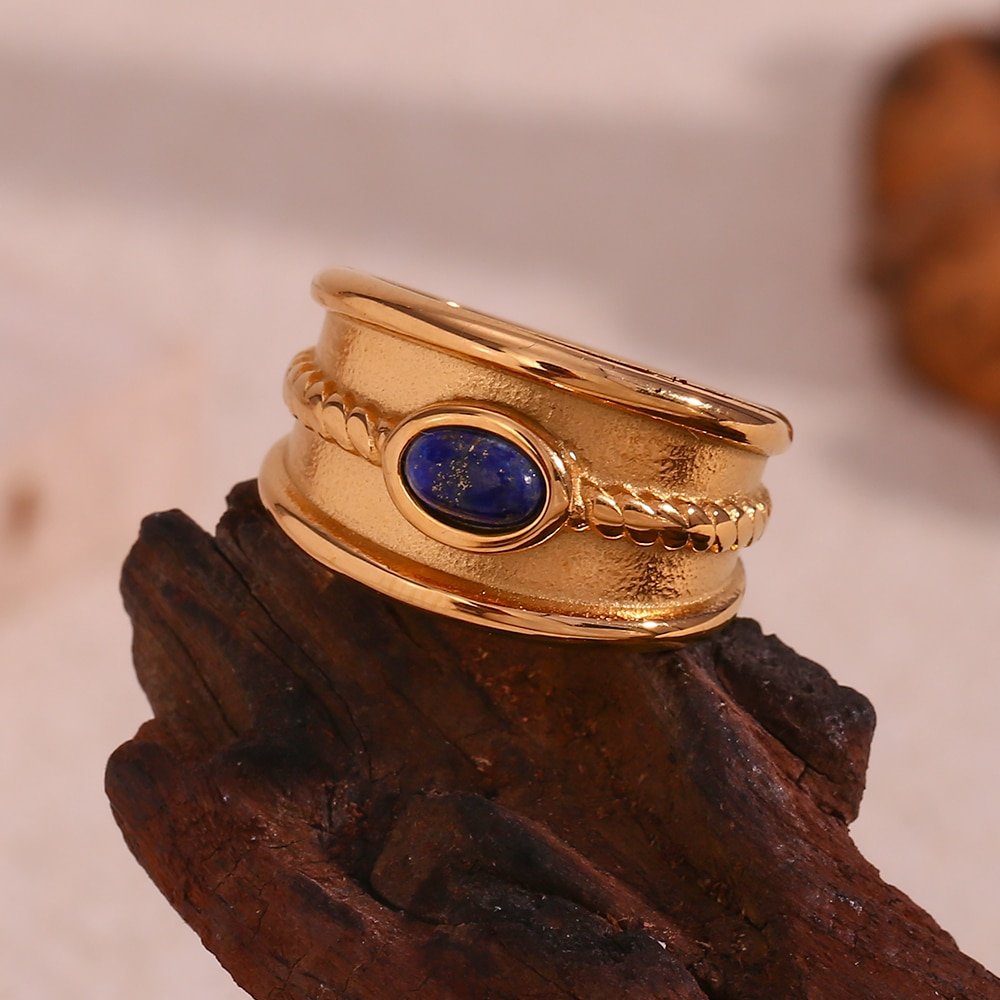Closeup of the Western Gold Lapis Ring Band.