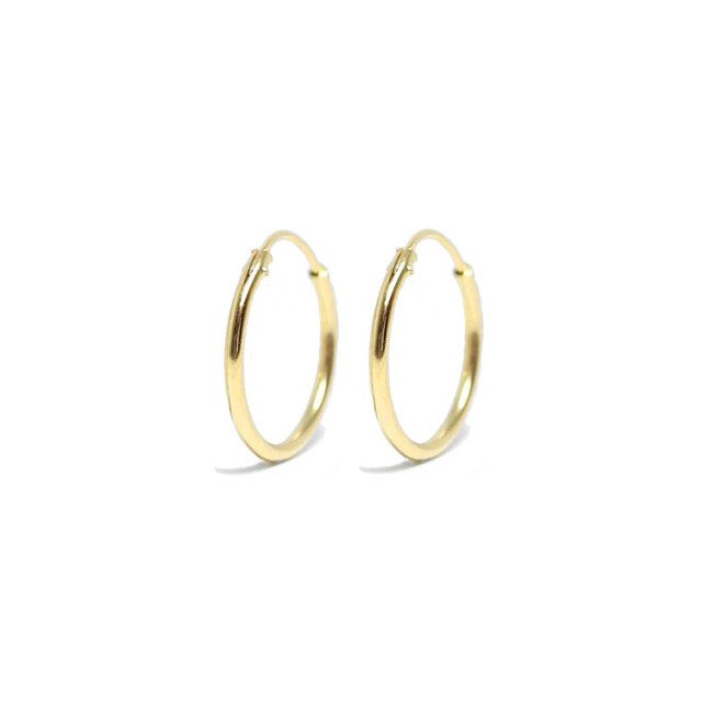 Gold Modern Hoop Earrings in 18mm.