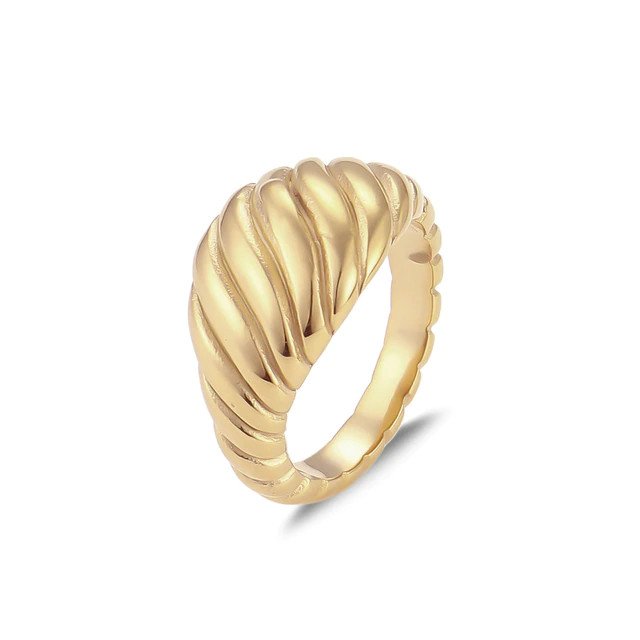Swirl Croissant Gold Ring.